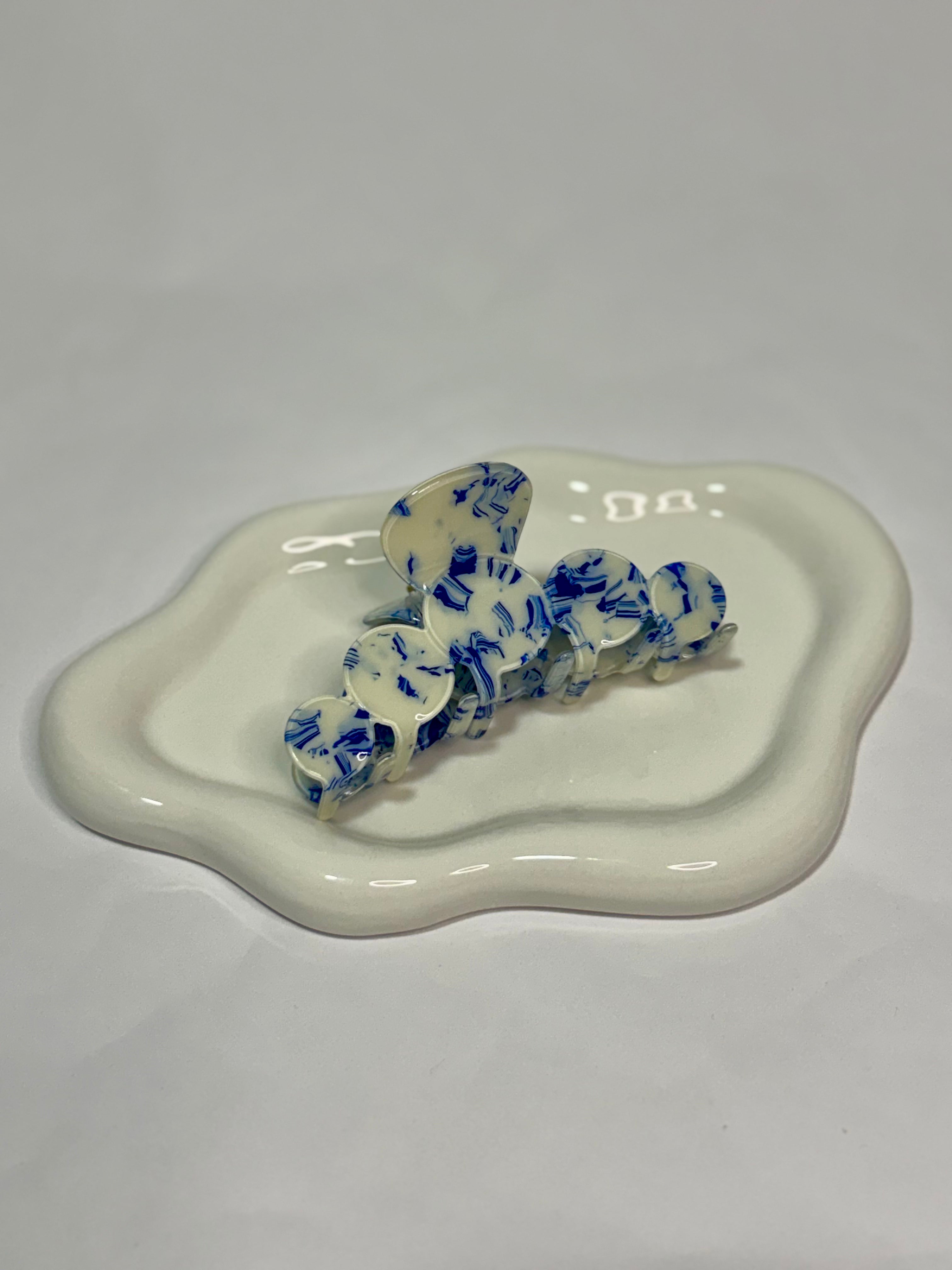 Vintage Toile Pattern Porcelain Clips