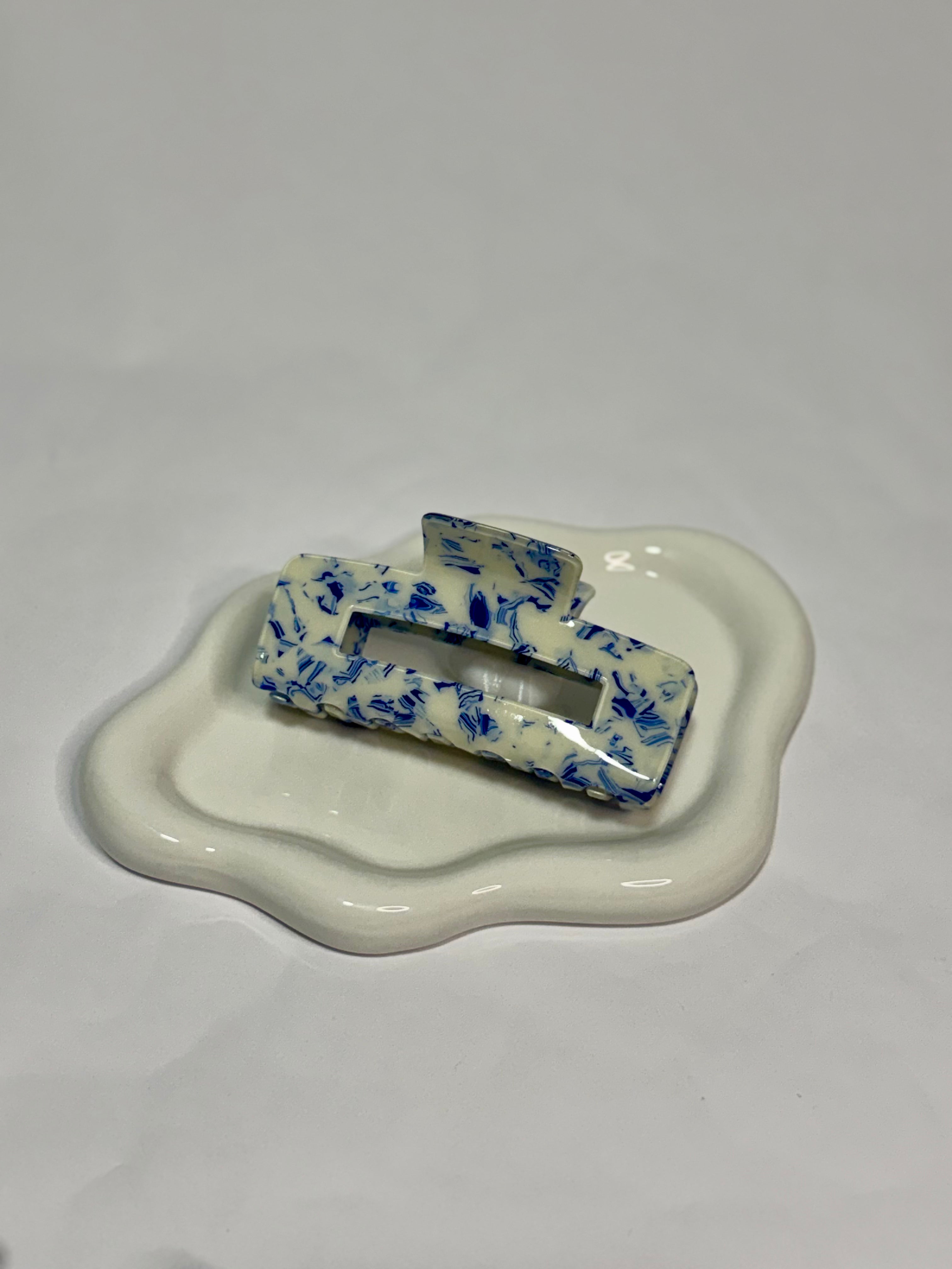 Vintage Toile Pattern Porcelain Clips